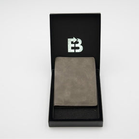 <tc>Passport Holder</tc>